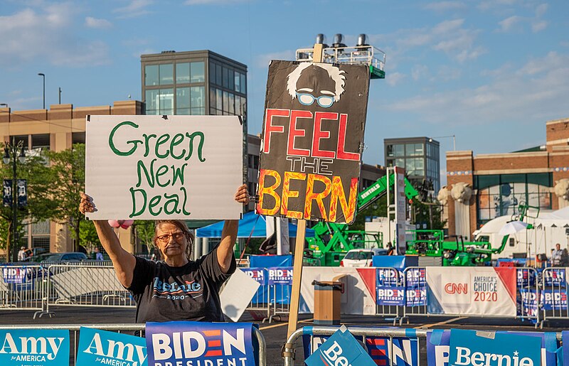 File:Make Detroit the Engine of the Green New Deal! IMG 400s (2) (48434414256).jpg